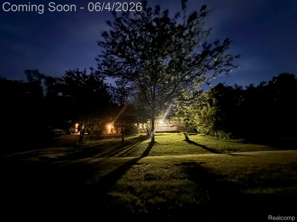 48261 Roy Court Sumpter Township MI 48111