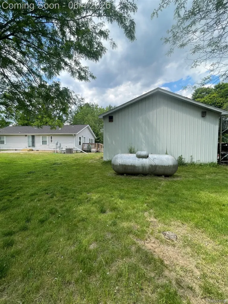 48261 Roy Court Sumpter Township MI 48111