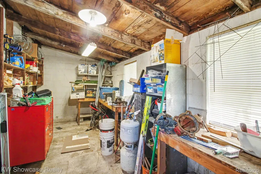 141 Kissane Avenue Brighton City MI 48116