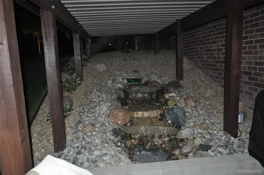 62735 Franklin Park Drive Washington Township MI 48094