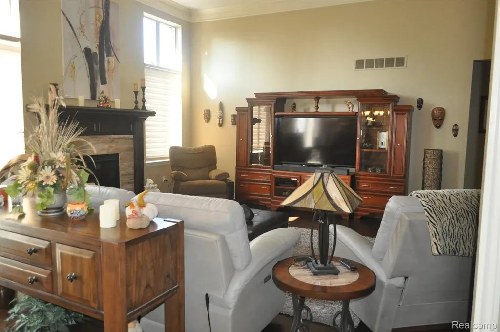 62735 Franklin Park Drive Washington Township MI 48094
