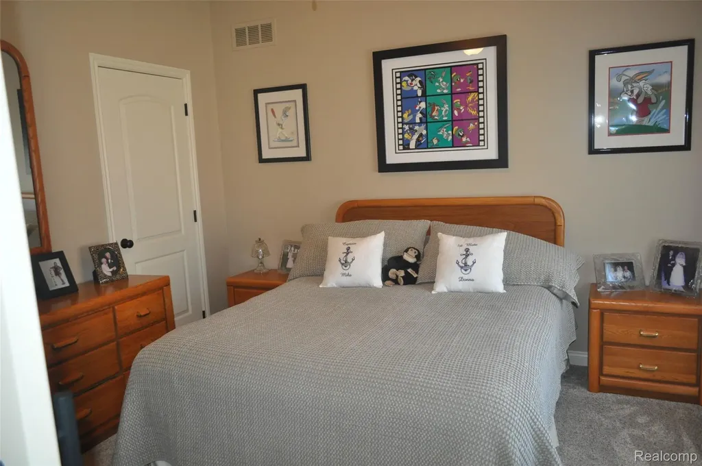 62735 Franklin Park Drive Washington Township MI 48094