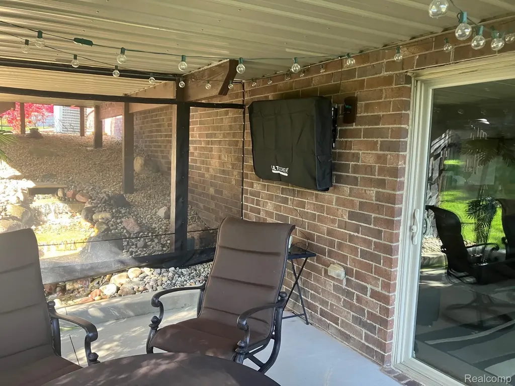 62735 Franklin Park Drive Washington Township MI 48094
