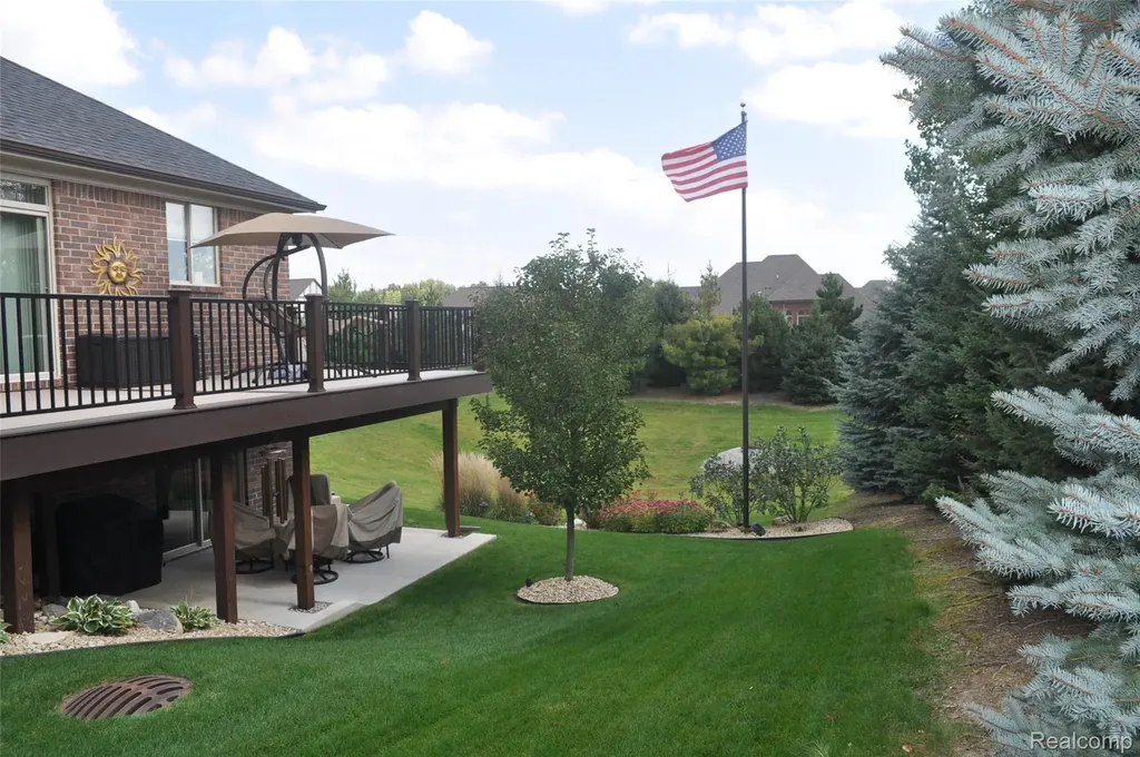 62735 Franklin Park Drive Washington Township MI 48094