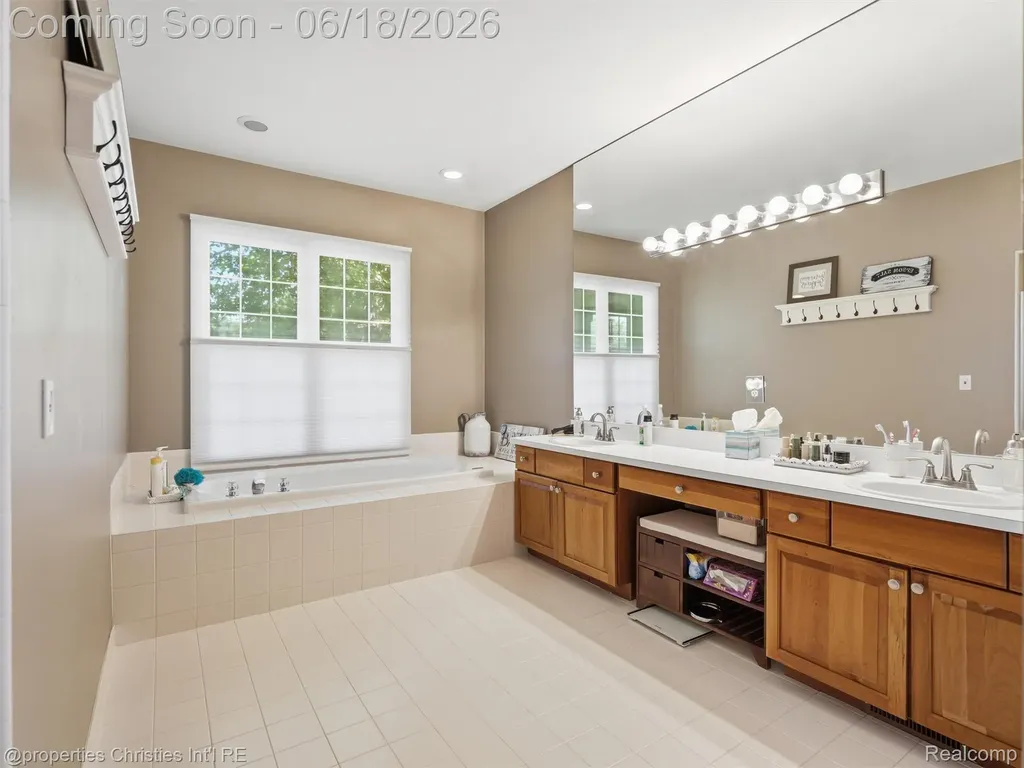 7279 Heron Way Canton Charter Township MI 48187