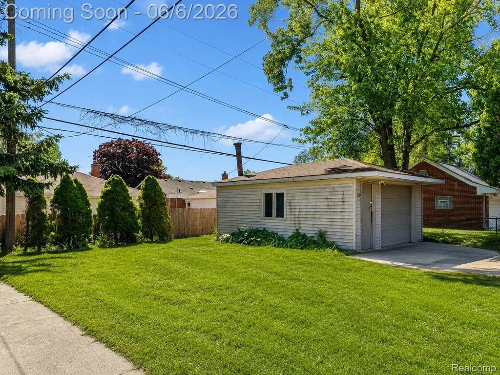 12770 Nathaline Redford Charter Township MI 48239
