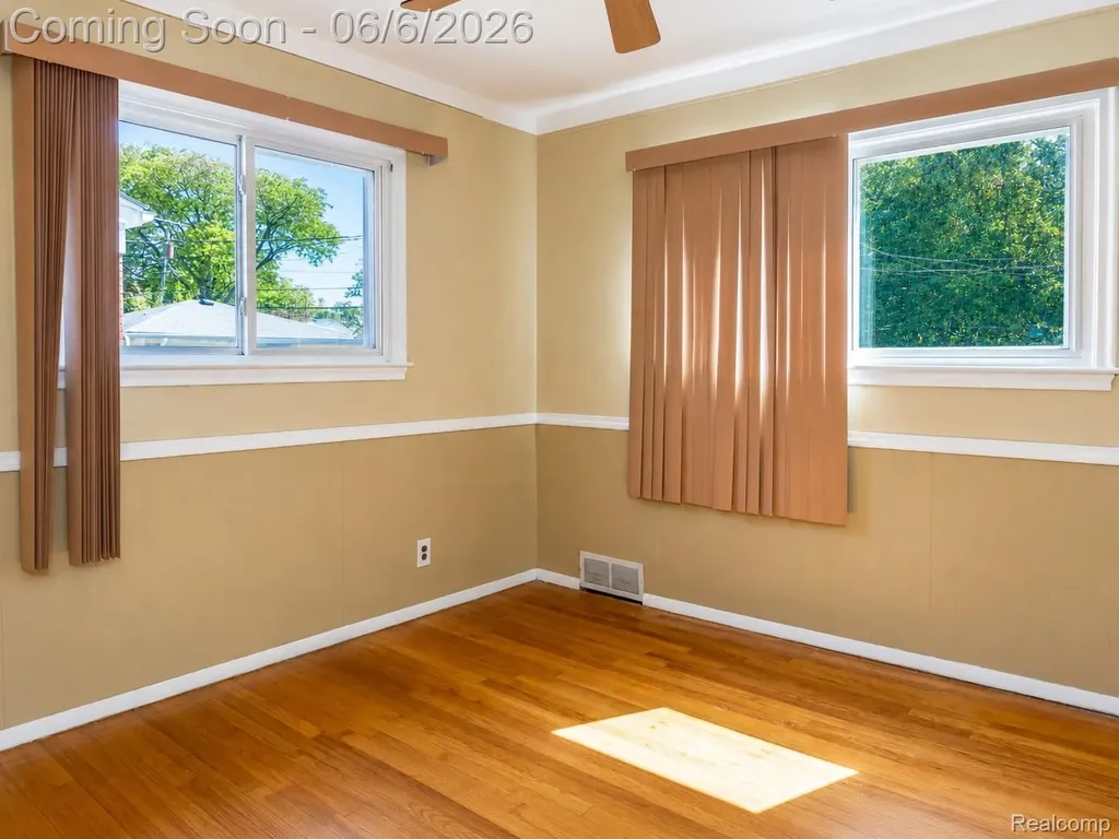 12770 Nathaline Redford Charter Township MI 48239