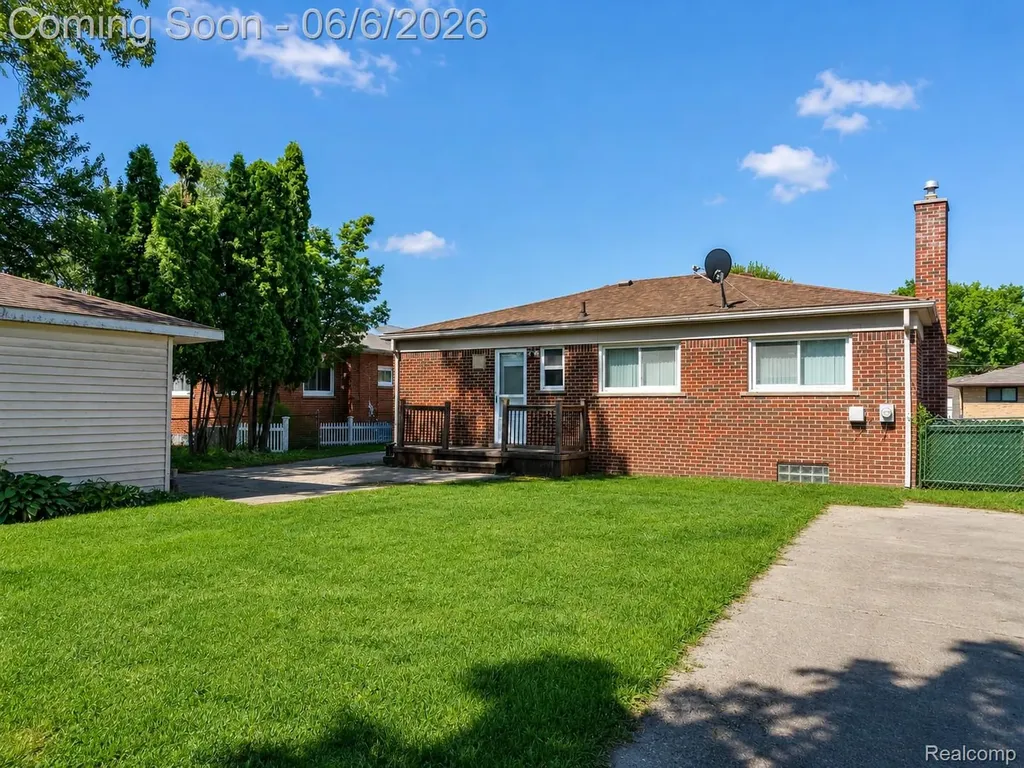 12770 Nathaline Redford Charter Township MI 48239