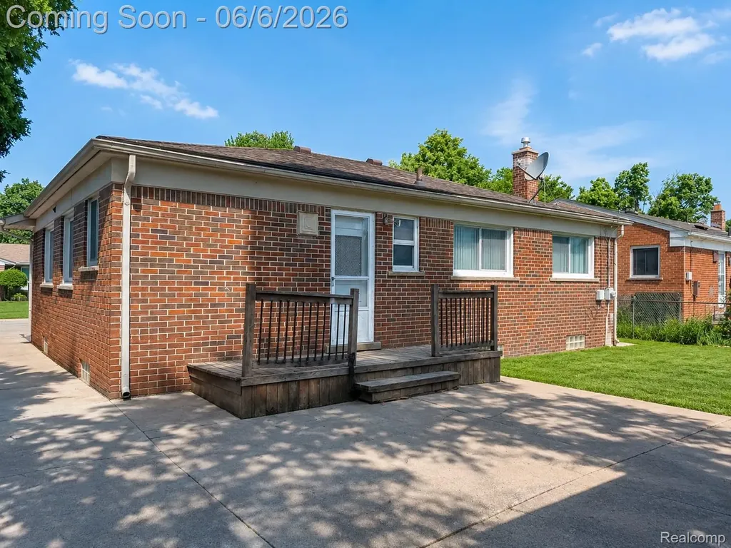 12770 Nathaline Redford Charter Township MI 48239