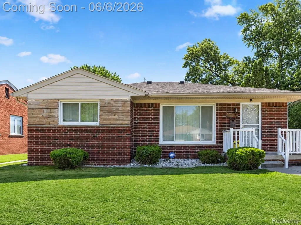 12770 Nathaline Redford Charter Township MI 48239