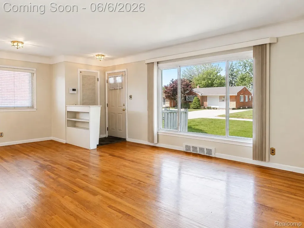 12770 Nathaline Redford Charter Township MI 48239