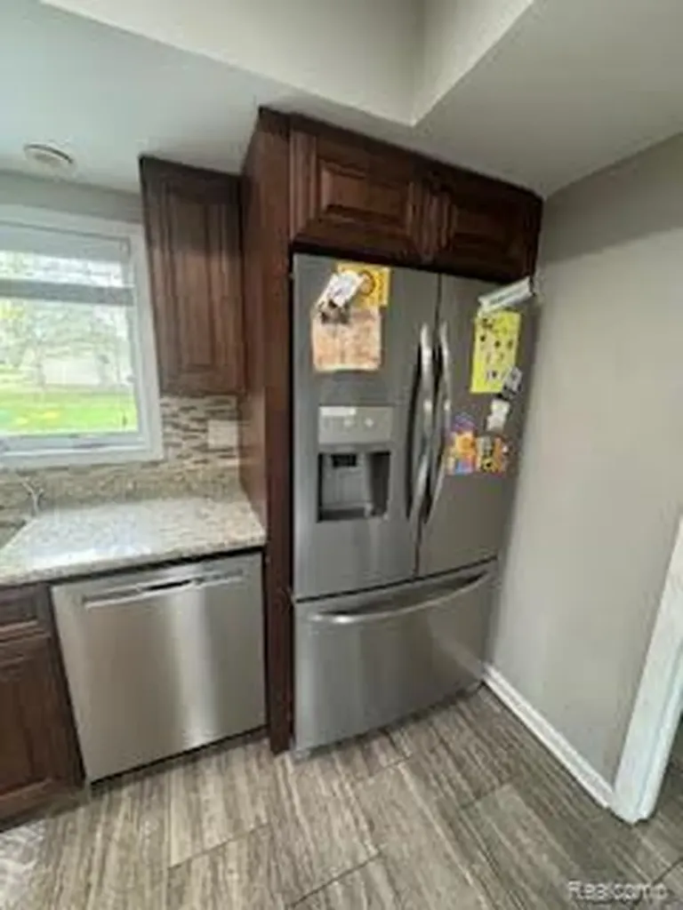 3700 Green Lake Road W West Bloomfield Charter Township MI 48324