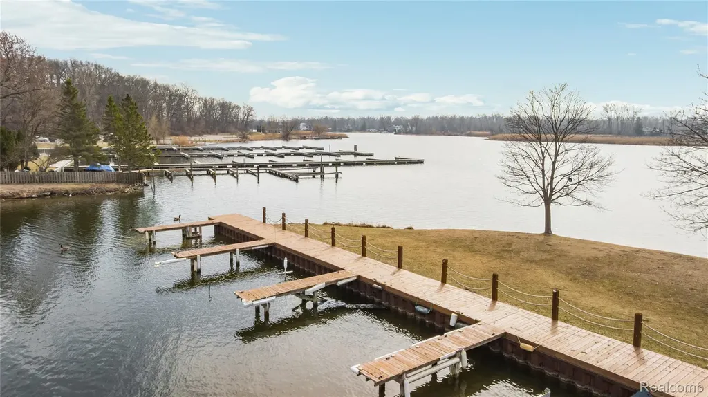 00 Forest Bay Drive Waterford Charter Township MI 48328