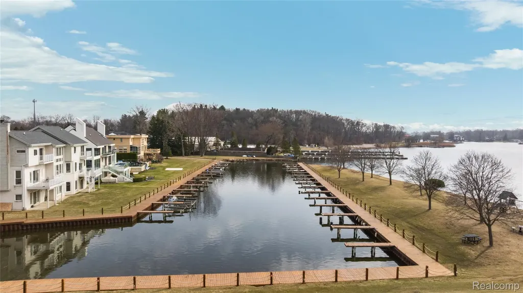 00 Forest Bay Drive Waterford Charter Township MI 48328