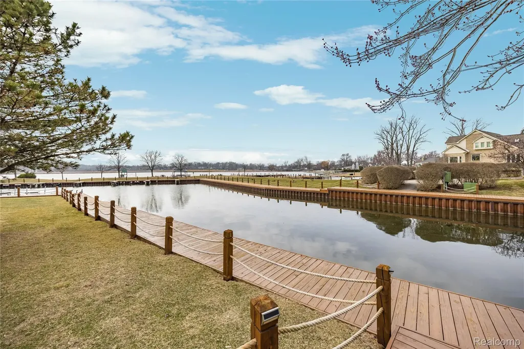 00 Forest Bay Drive Waterford Charter Township MI 48328