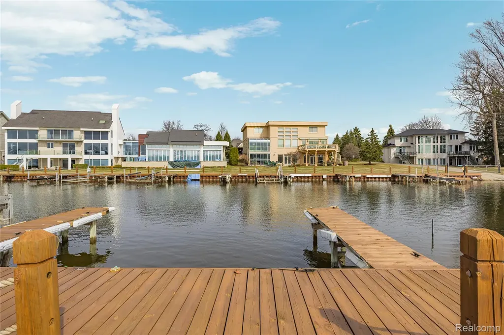 00 Forest Bay Drive Waterford Charter Township MI 48328