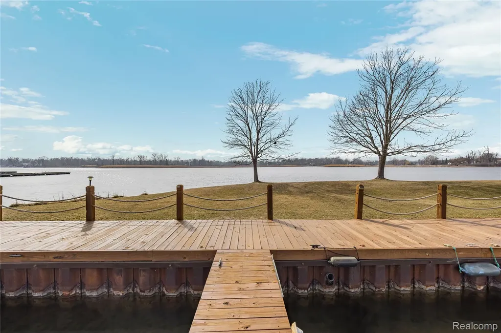 00 Forest Bay Drive Waterford Charter Township MI 48328