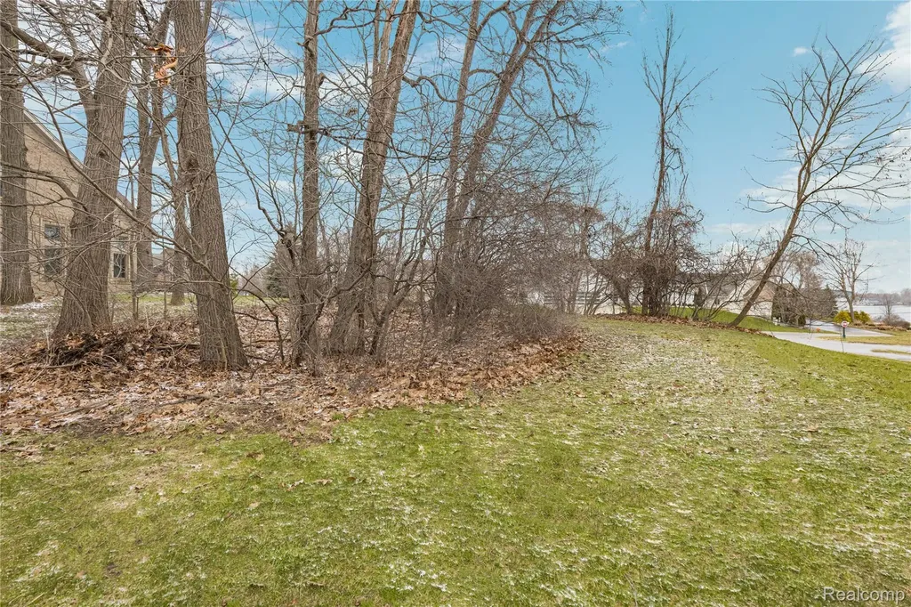 00 Forest Bay Drive Waterford Charter Township MI 48328