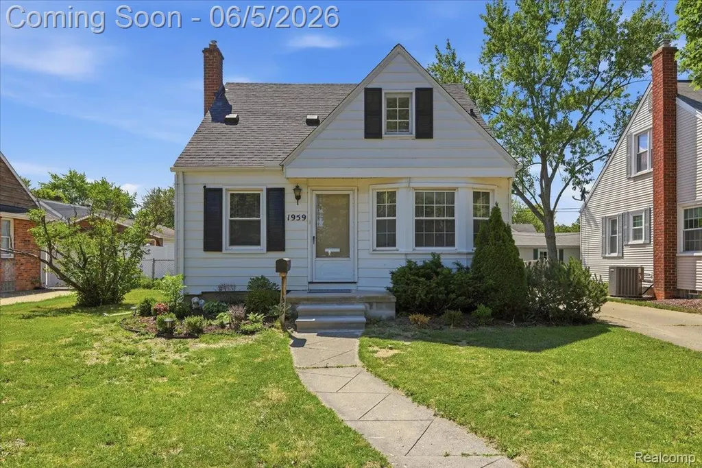 1959 Cass Boulevard Berkley City MI 48072