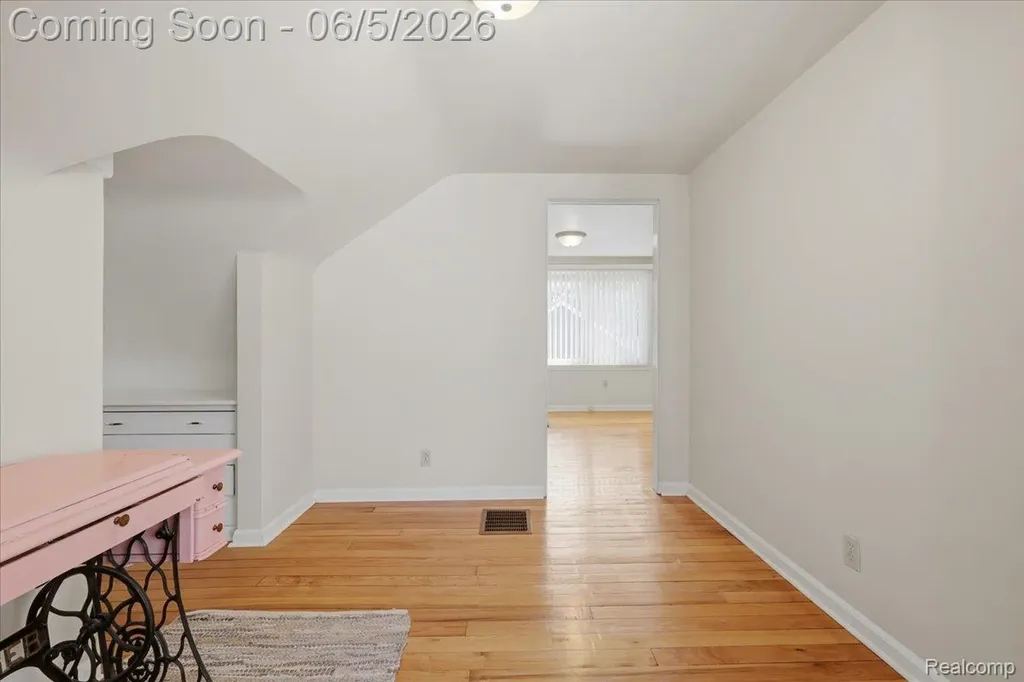1959 Cass Boulevard Berkley City MI 48072