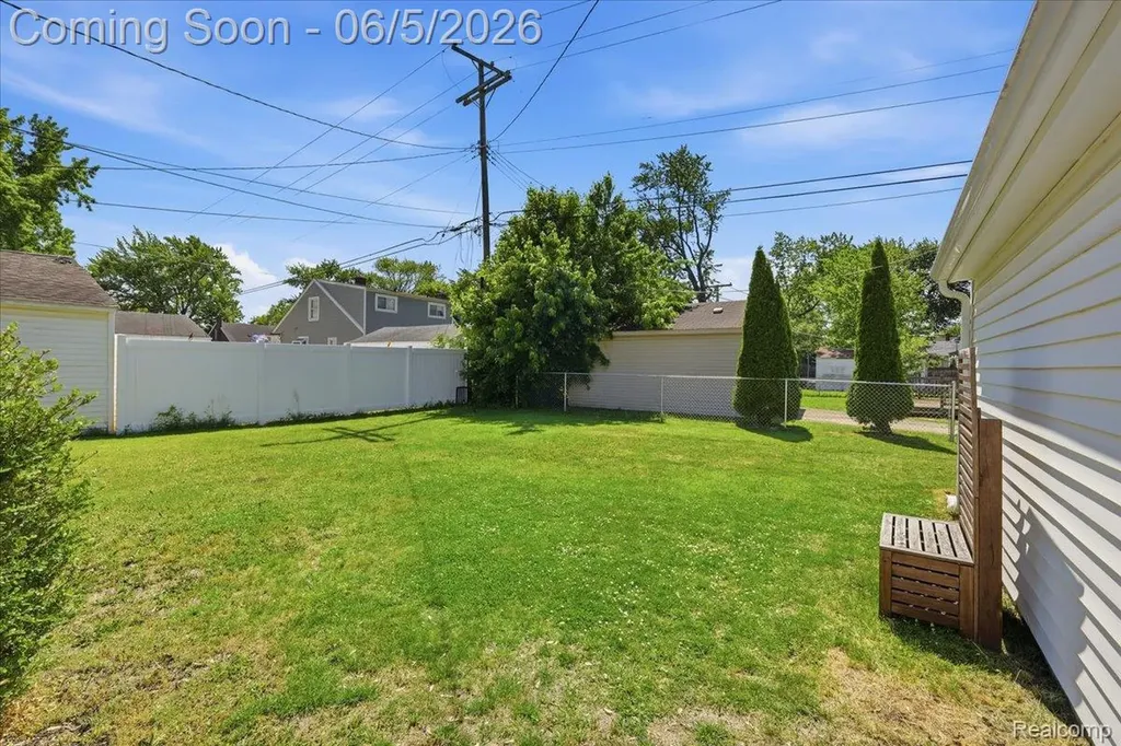 1959 Cass Boulevard Berkley City MI 48072