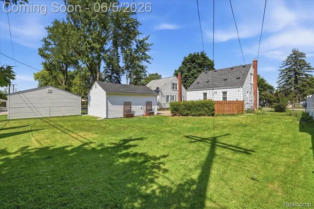1959 Cass Boulevard Berkley City MI 48072