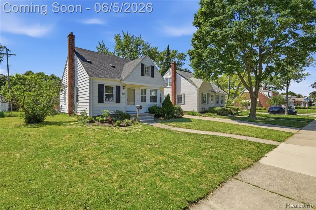 1959 Cass Boulevard Berkley City MI 48072