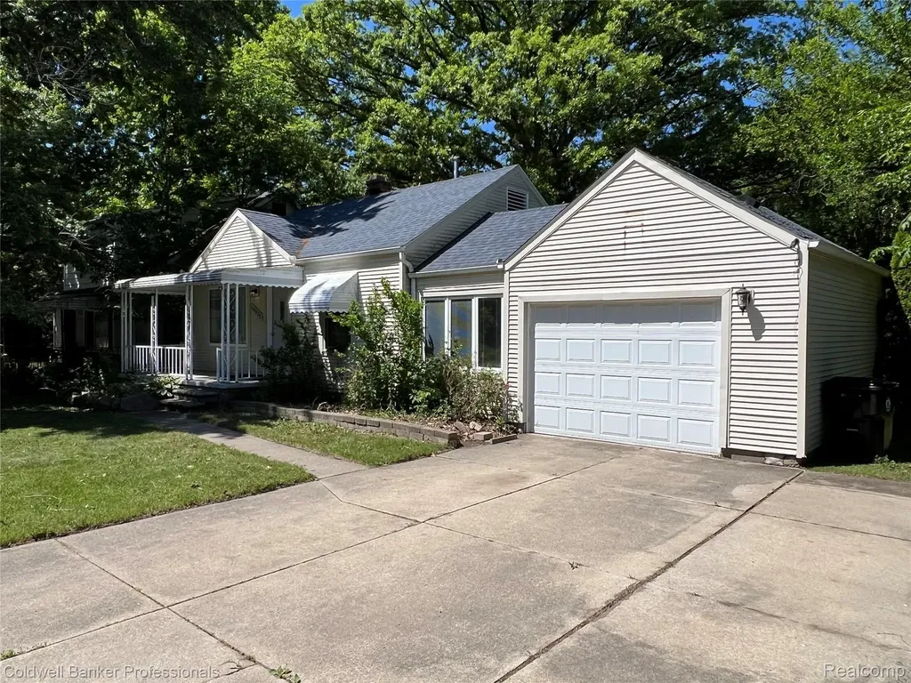 19925 Negaunee Redford Charter Township MI 48240