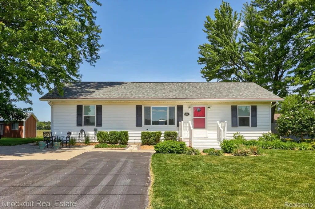 9941 Lange Road Birch Run Township MI 48415
