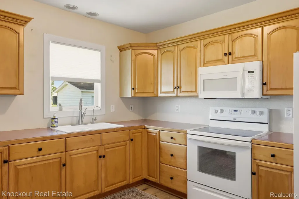 9941 Lange Road Birch Run Township MI 48415