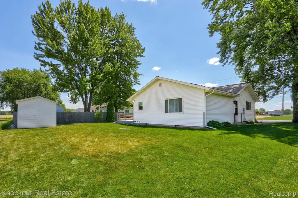 9941 Lange Road Birch Run Township MI 48415