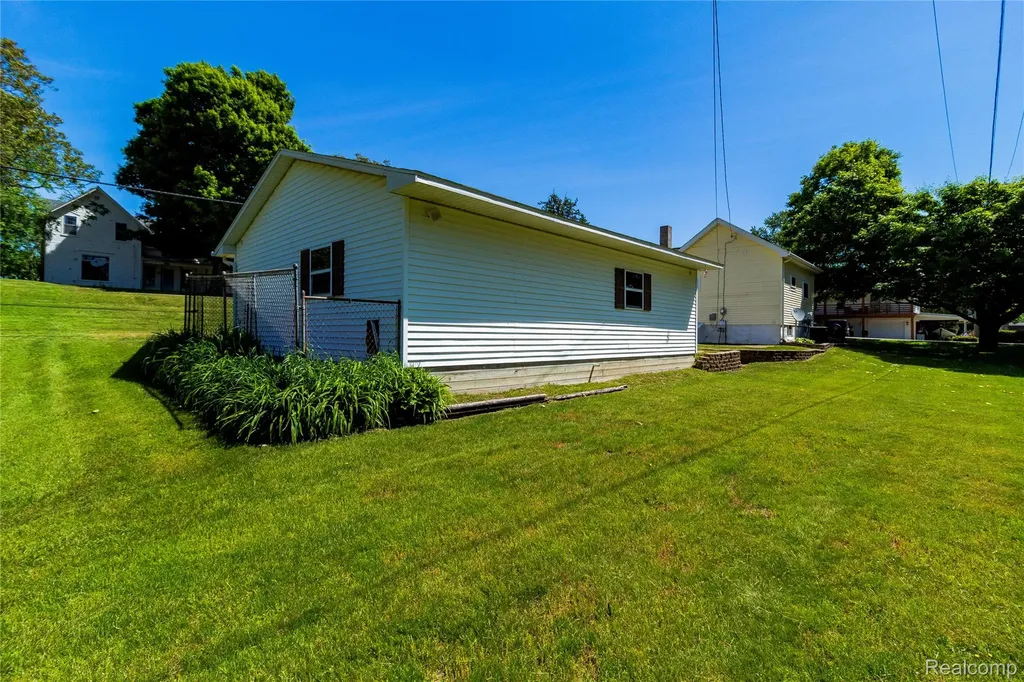 106 Washington Street Attica Township MI 48412
