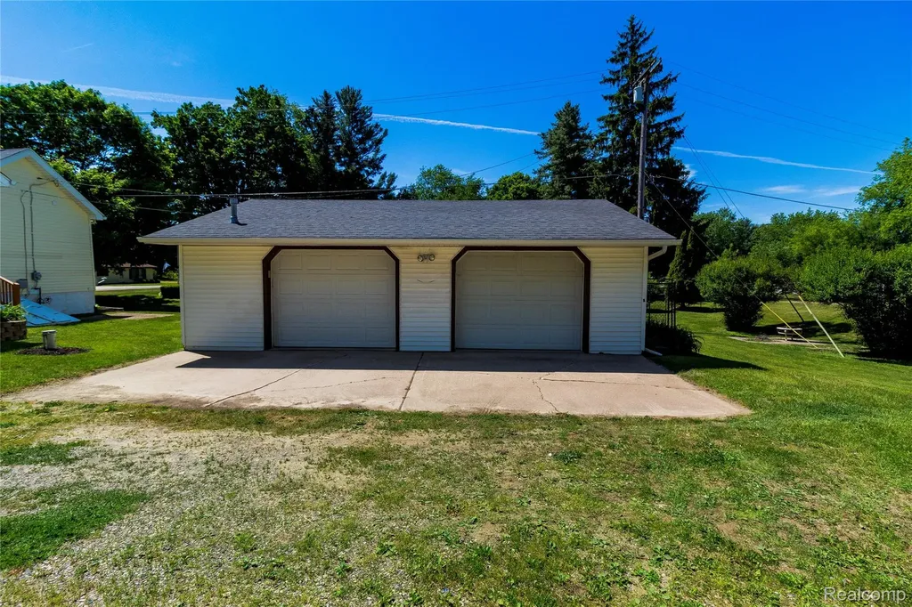 106 Washington Street Attica Township MI 48412