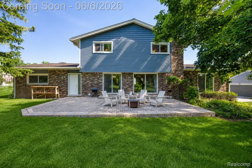 36275 Congress Road Farmington City MI 48335