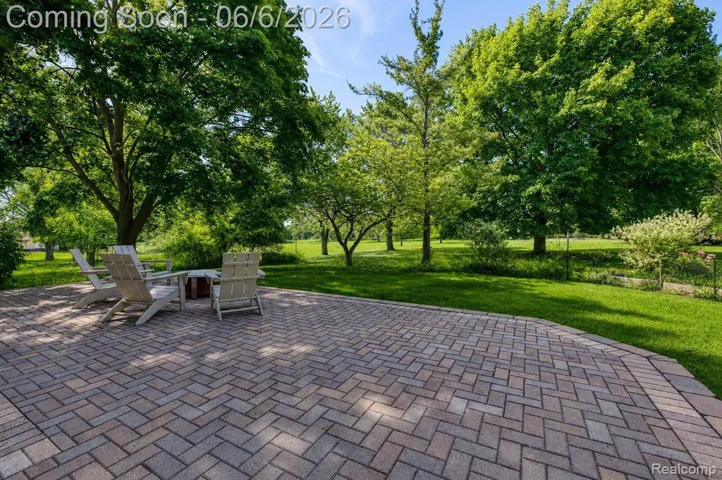 36275 Congress Road Farmington City MI 48335