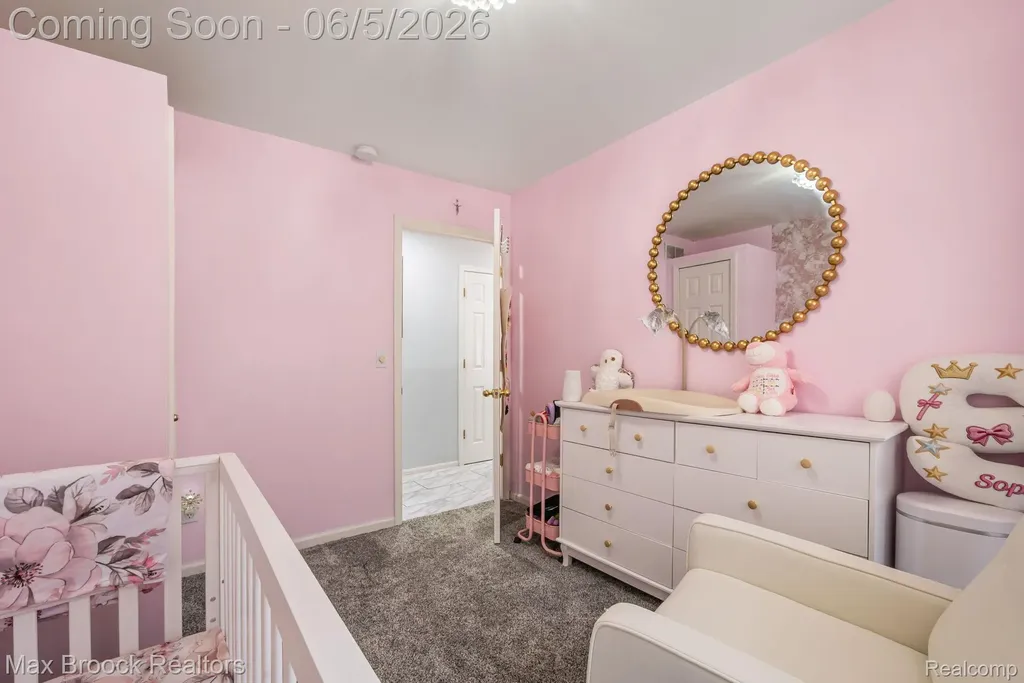 41222 Bermuda Drive Sterling Heights City MI 48314