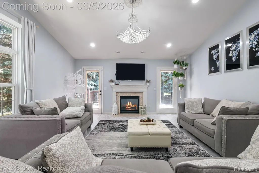 41222 Bermuda Drive Sterling Heights City MI 48314