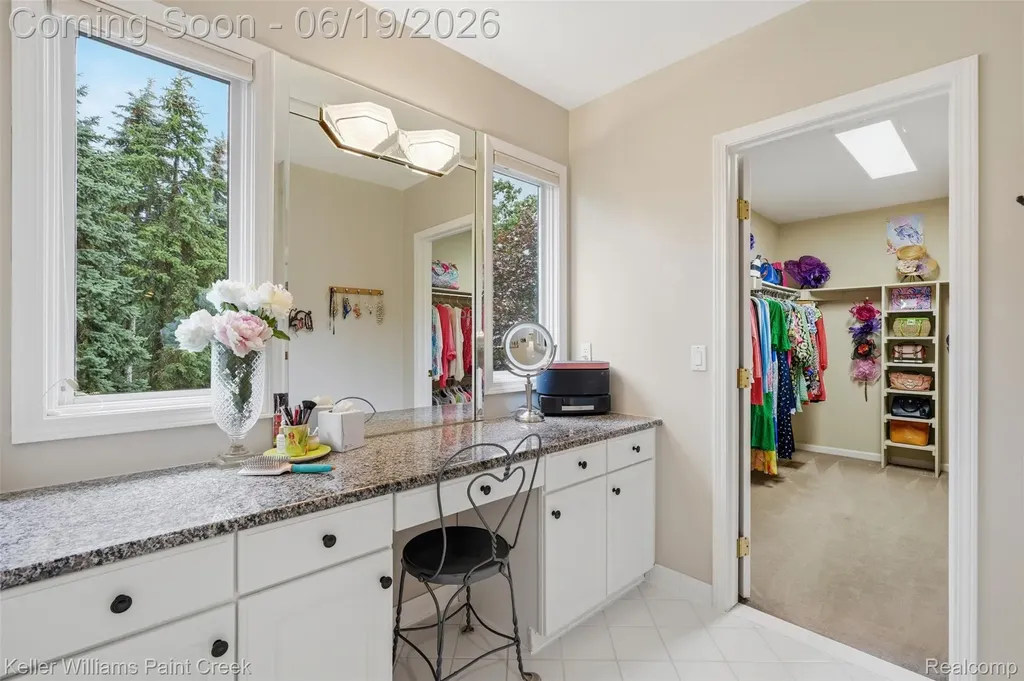 2784 Murfield Court Oakland Charter Township MI 48306