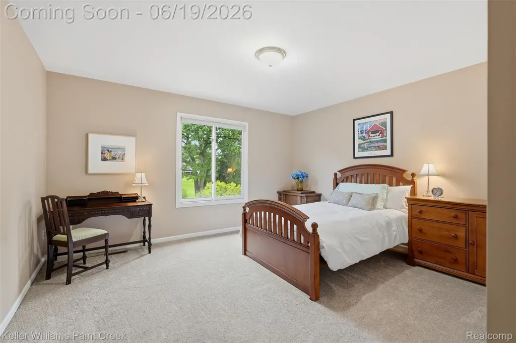 2784 Murfield Court Oakland Charter Township MI 48306