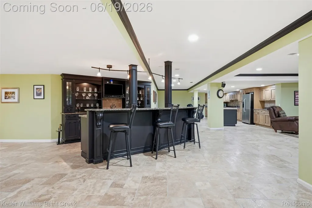 2784 Murfield Court Oakland Charter Township MI 48306