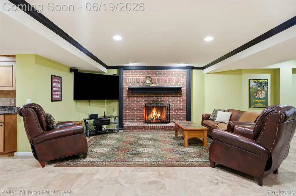 2784 Murfield Court Oakland Charter Township MI 48306
