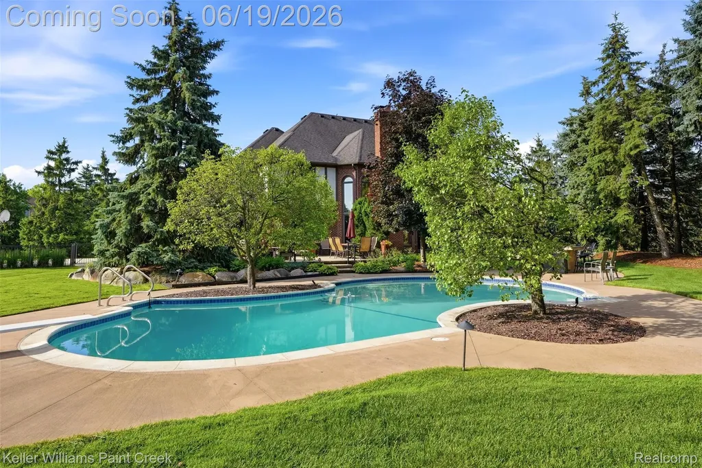 2784 Murfield Court Oakland Charter Township MI 48306