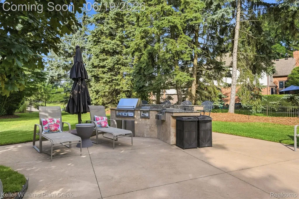2784 Murfield Court Oakland Charter Township MI 48306