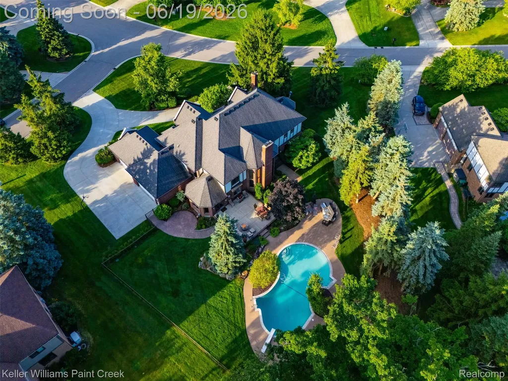 2784 Murfield Court Oakland Charter Township MI 48306