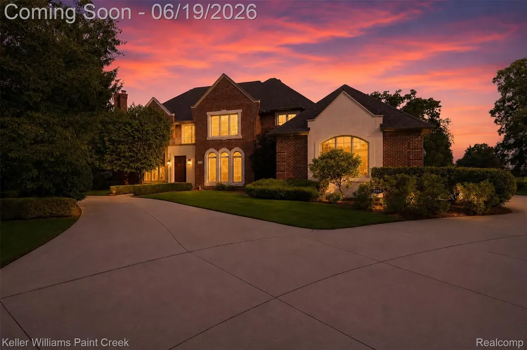 2784 Murfield Court Oakland Charter Township MI 48306