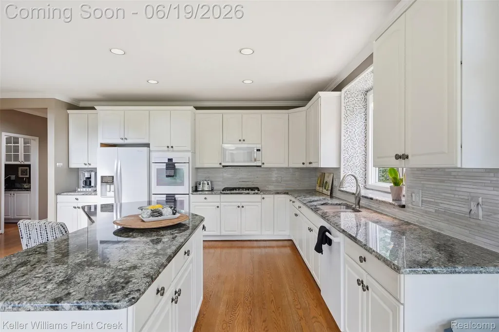 2784 Murfield Court Oakland Charter Township MI 48306