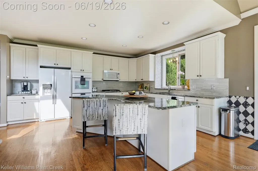 2784 Murfield Court Oakland Charter Township MI 48306
