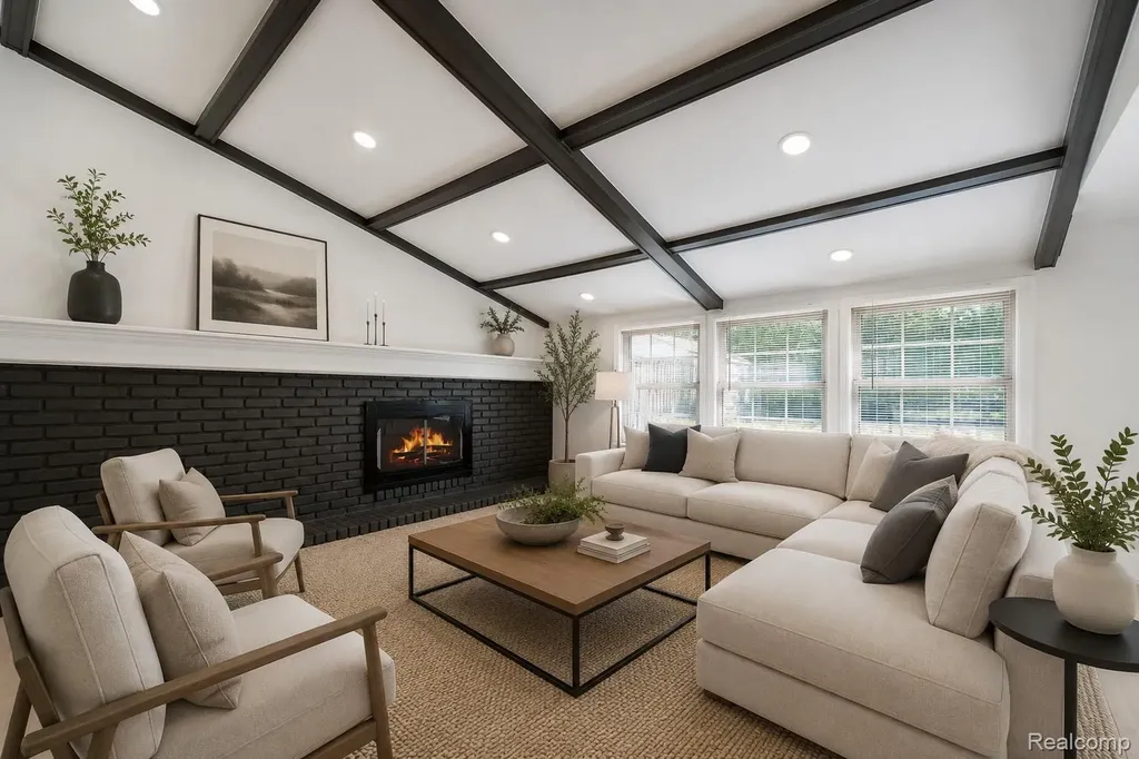 1741 Brys Drive Grosse Pointe Woods City MI 48236