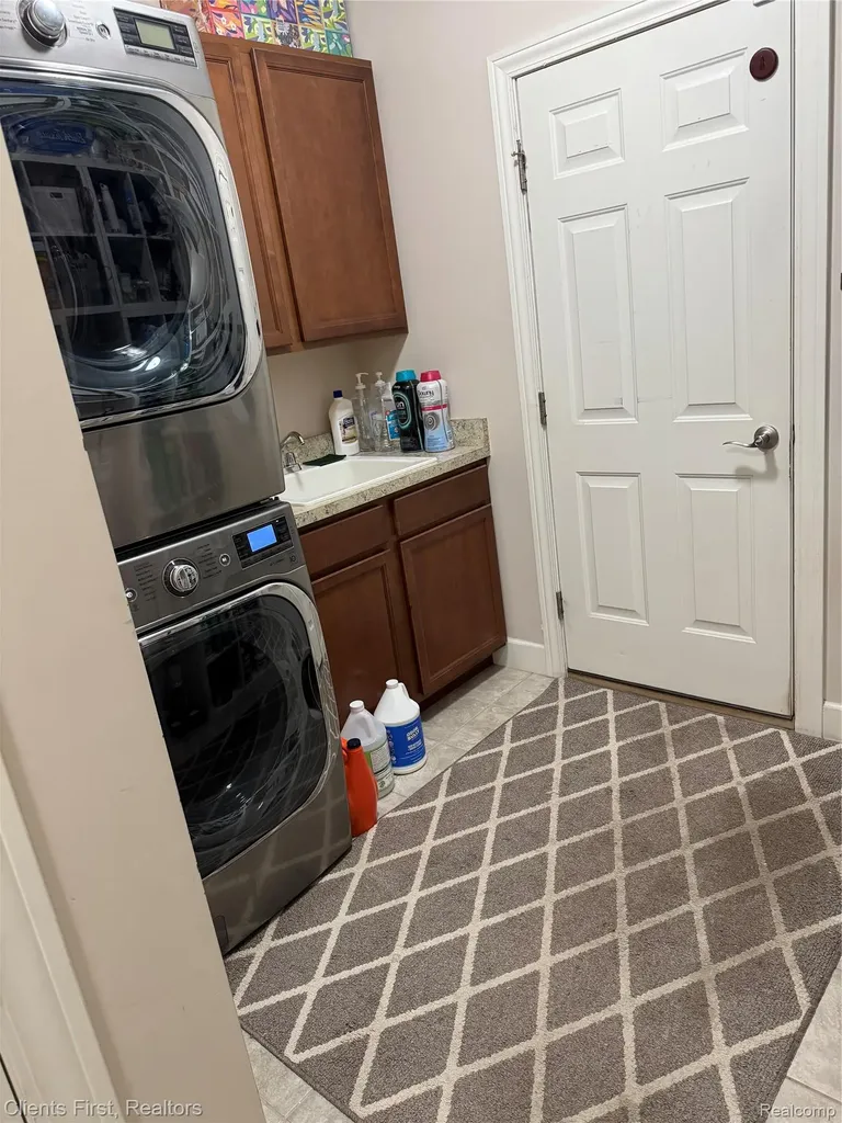 318 Province Lane Canton Charter Township MI 48188