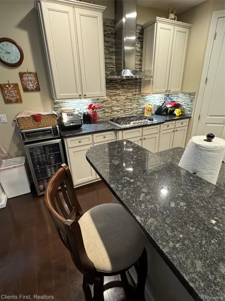 318 Province Lane Canton Charter Township MI 48188